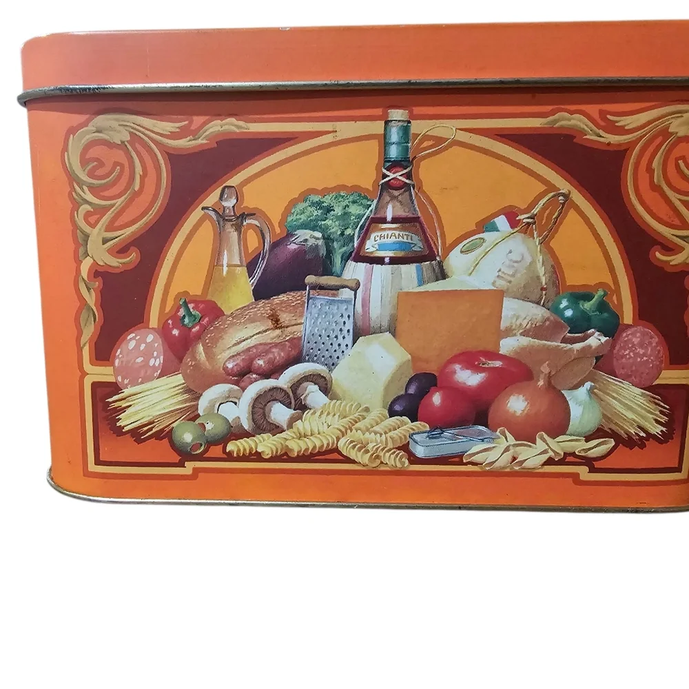 Vuntage Ragu Orange Recipe Tin‎ Box